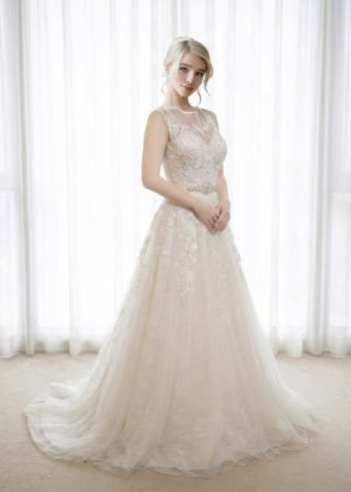 019-Soft-A-Line_Cap-Sleeve_Illusion-Sweetheart_Beaded-Belt_Lace-Applique-asian-bridal-hire