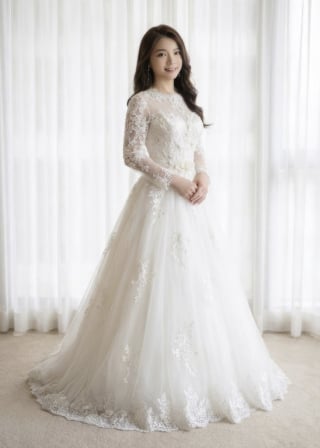 022-Soft-A-Line_Long-Sleeve_Illusion-High-Neck_Lace-Overlay_Scattered-Lace-Skirt-asian-bridal-hire