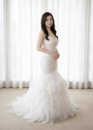 043-Mermaid_Strapless-Sweetheart_Beaded-Bodice_Tiered-Ruffle-Skirt-asian-bridal-hire