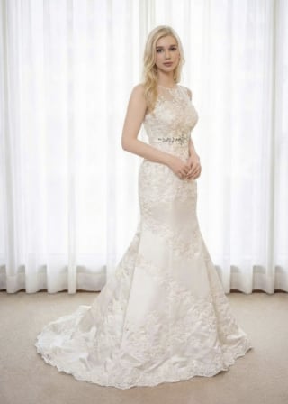 047-Trumpet_Strapless-Satin_Diagonal-Lace-Bands_Crystal-Belt-asian-bridal-hire