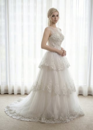 078-Soft-A-Line_Strapless_High-Low-Hem_Textured-Embroidery_Ruffled-Underskirt-asian-bridal-hire