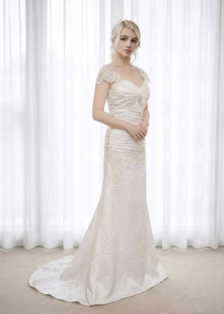 098-Mermaid_Strapless_Asymmetrical-Drape_Side-Beading-asian-bridal-hire
